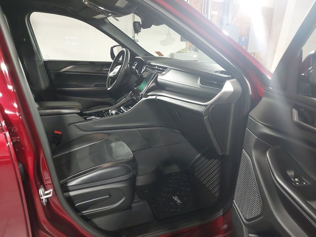 2023 Jeep Grand Cherokee Altitude 4x4