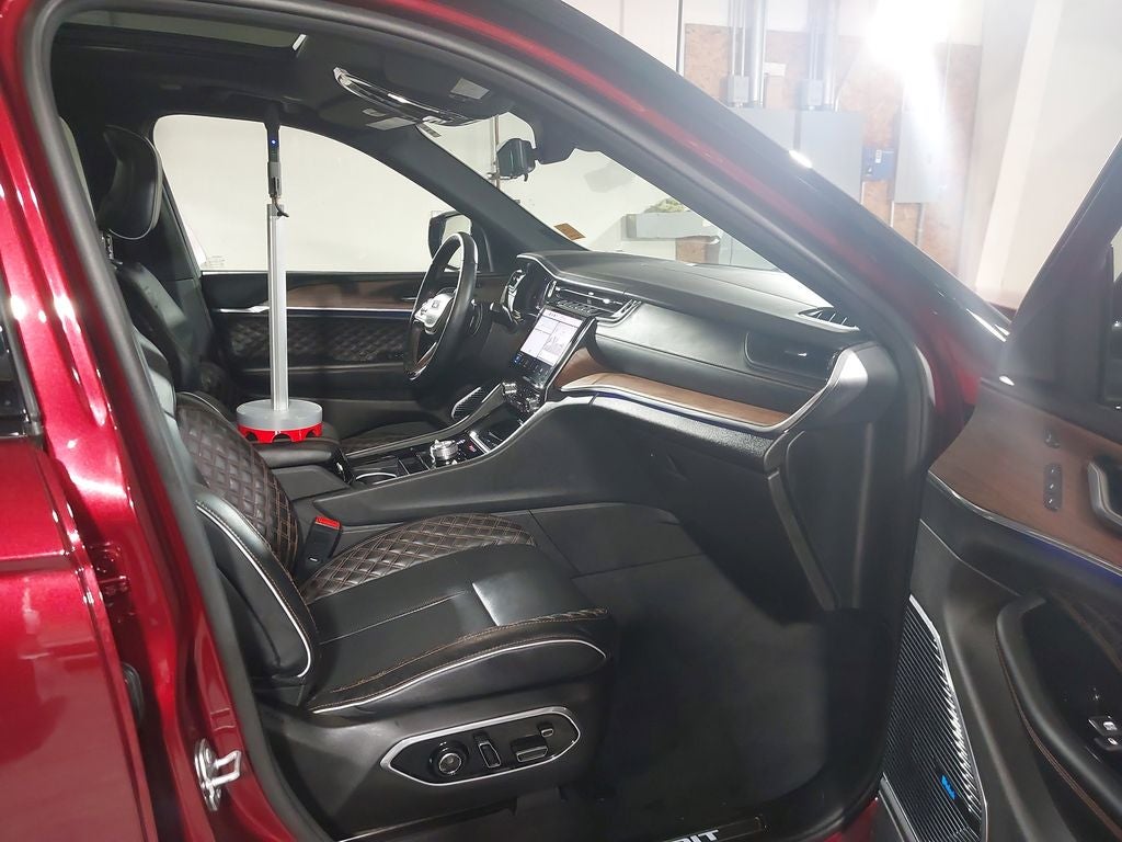 2022 Jeep Grand Cherokee Summit