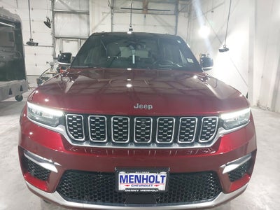 2022 Jeep Grand Cherokee Summit