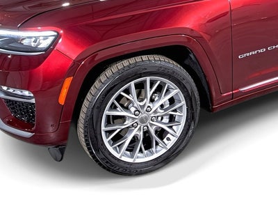 2022 Jeep Grand Cherokee Summit