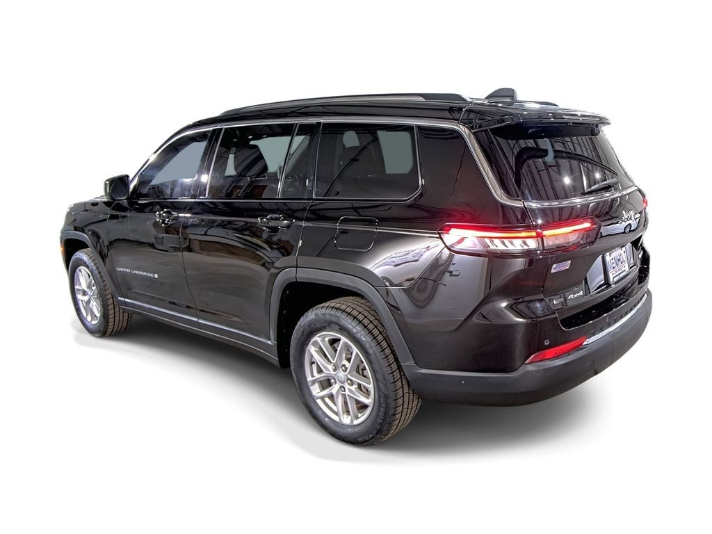 2022 Jeep Grand Cherokee L Laredo