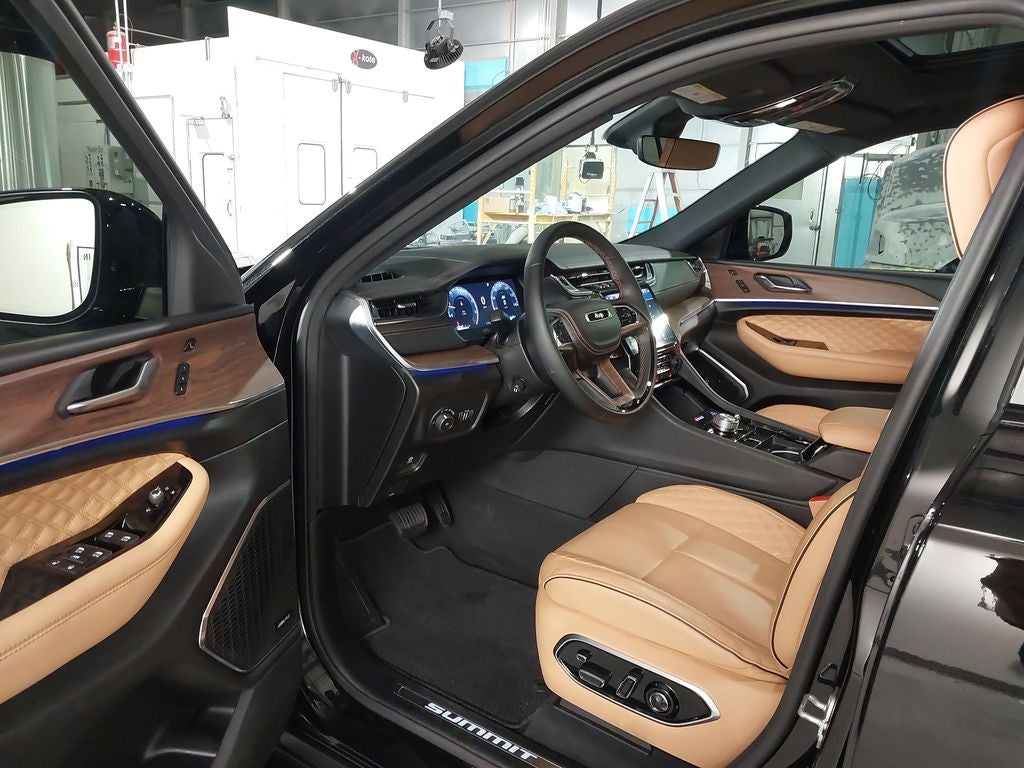 2025 Jeep Grand Cherokee L Summit