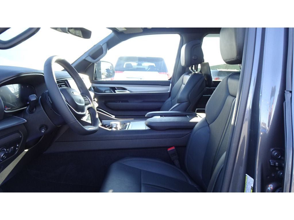 2024 Jeep Wagoneer Series II Carbide