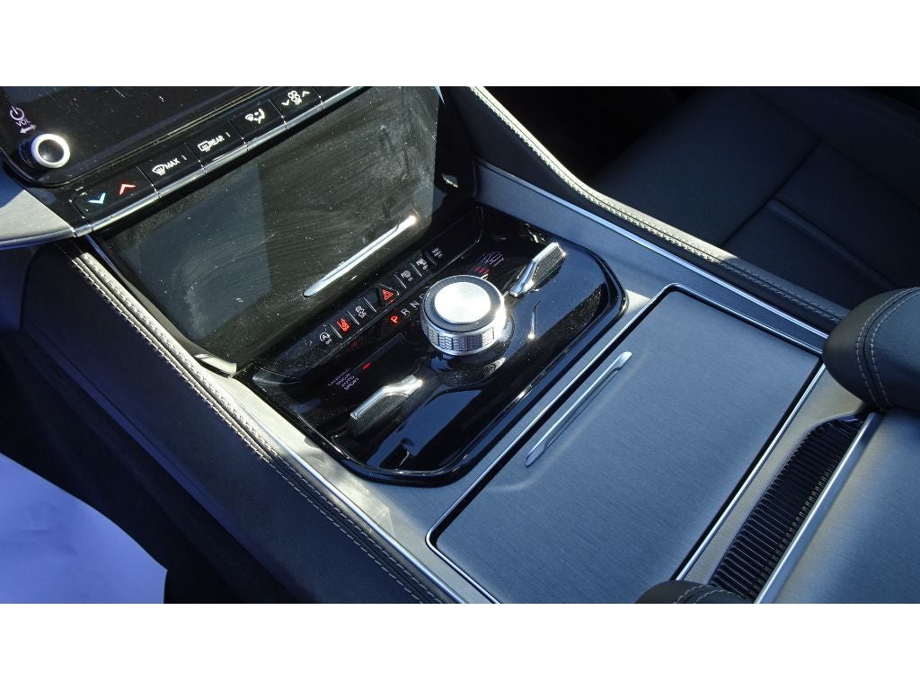 2024 Jeep Wagoneer Series II Carbide