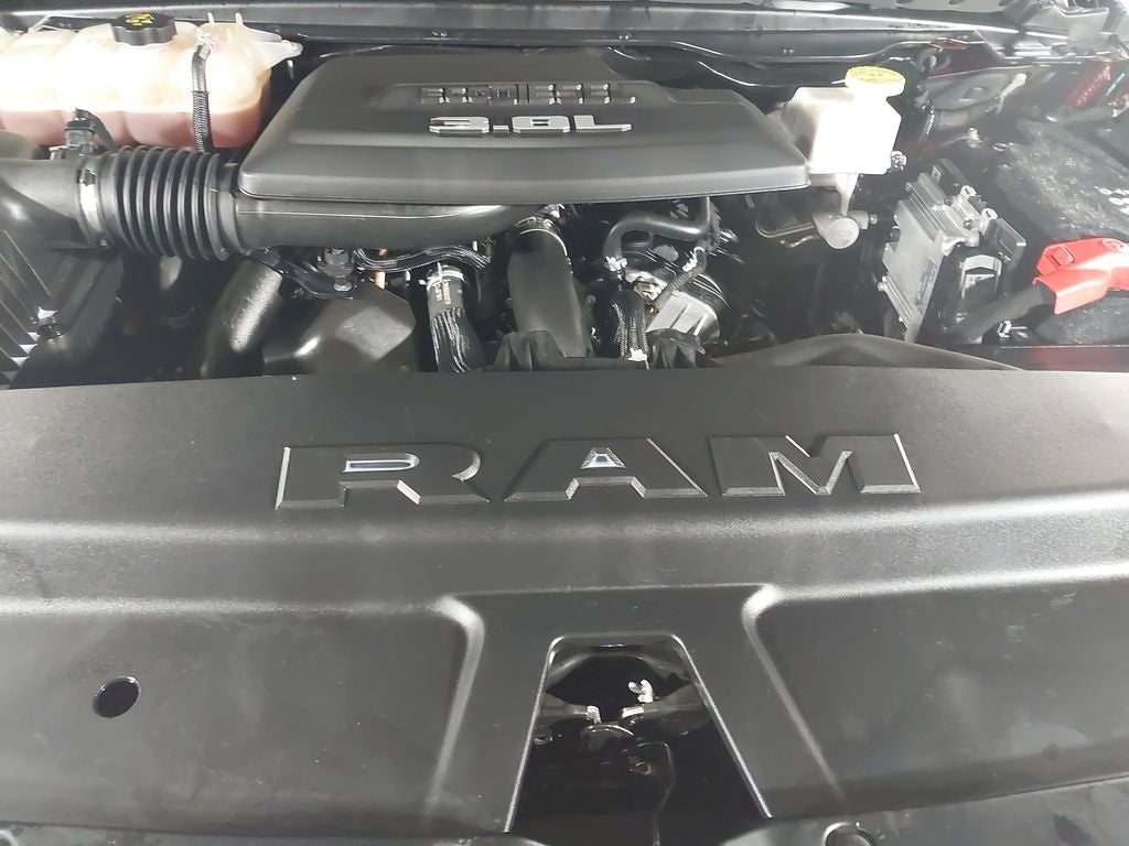2021 RAM 1500 Big Horn Crew Cab 4x4 5'7" Box
