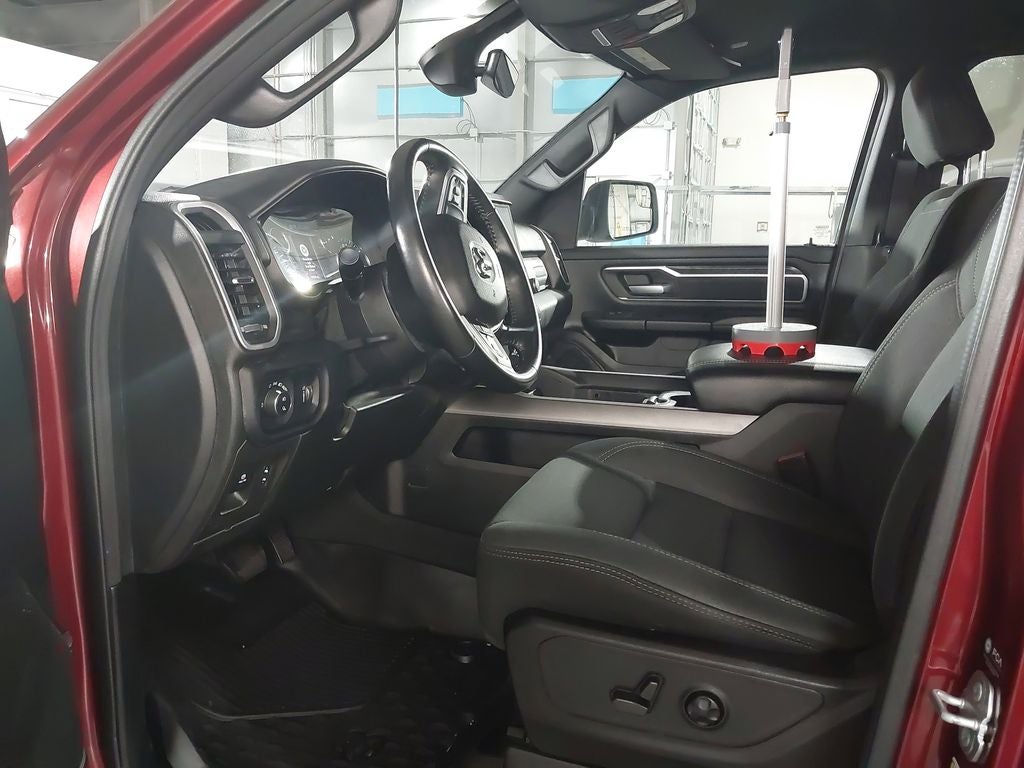 2021 RAM 1500 Big Horn Crew Cab 4x4 5'7" Box