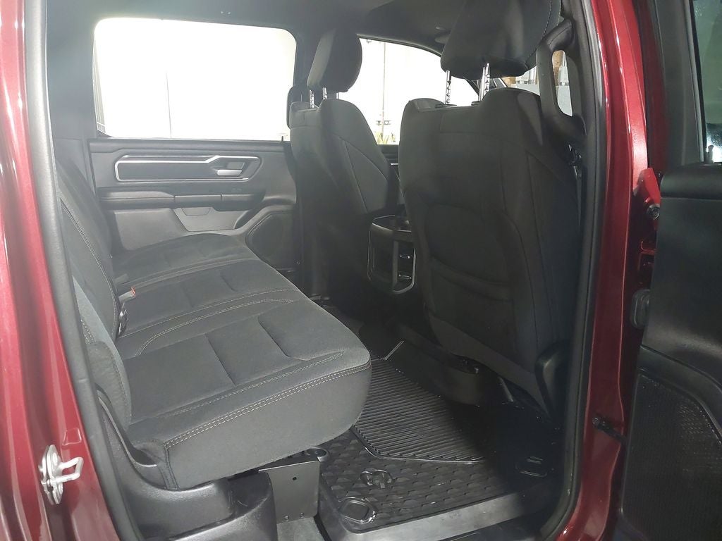 2021 RAM 1500 Big Horn Crew Cab 4x4 5'7" Box