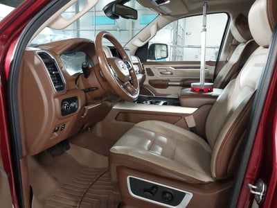 2019 RAM 1500 Laramie Crew Cab 4x4 5'7" Box