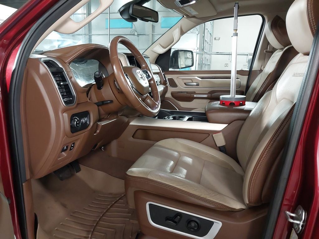 2019 RAM 1500 Laramie Crew Cab 4x4 5'7" Box