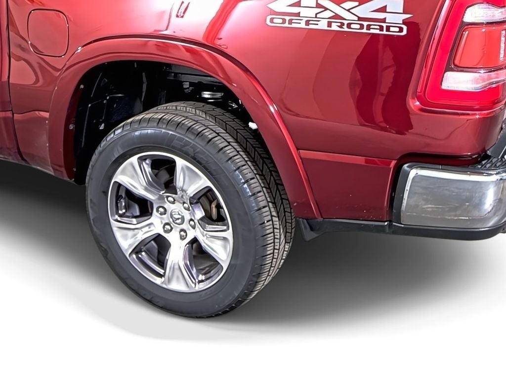 2019 RAM 1500 Laramie Crew Cab 4x4 5'7" Box