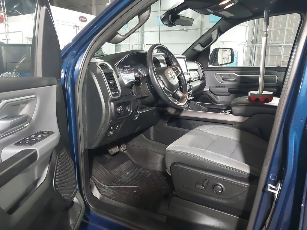 2022 RAM 1500 Big Horn Crew Cab 4x4 6'4" Box