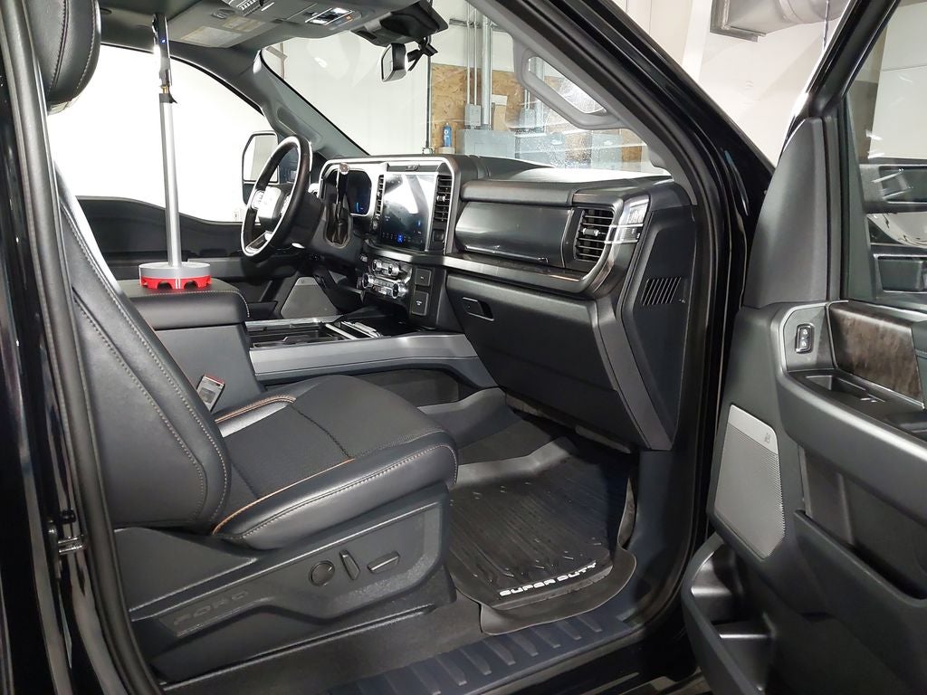 2025 Ford Super Duty F-450 DRW XL