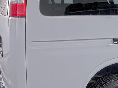 2023 Chevrolet Express Passenger 3500 1LS