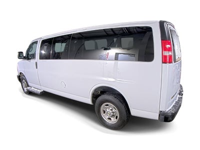 2023 Chevrolet Express Passenger 3500 1LS