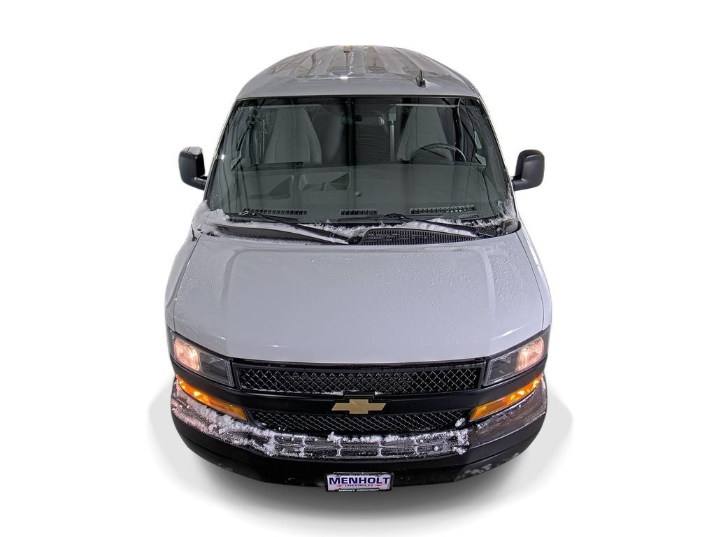 2023 Chevrolet Express Passenger 3500 1LS