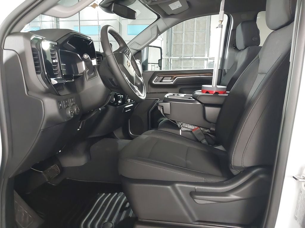 2026 Chevrolet Silverado 3500 HD Chassis Cab LT