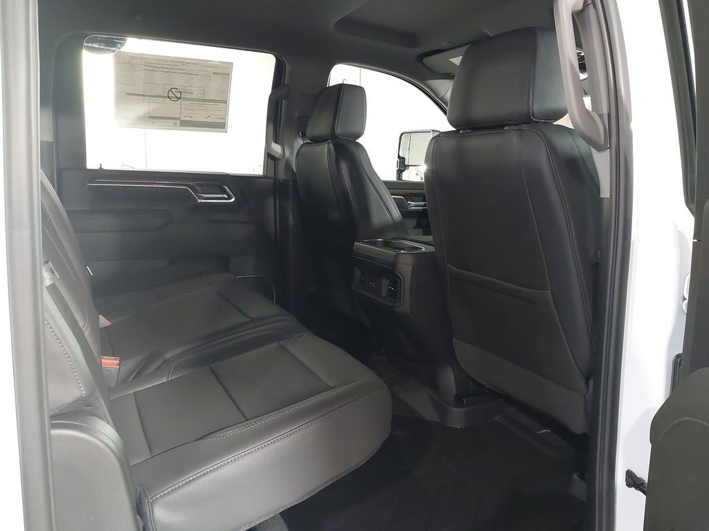 2026 Chevrolet Silverado 3500 HD LT DRW