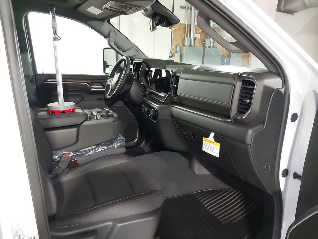 2026 Chevrolet Silverado 3500 HD LT DRW