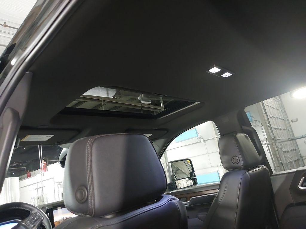 2025 Chevrolet Silverado 3500 HD High Country