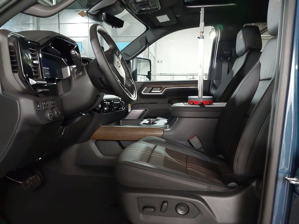 2026 Chevrolet Silverado 3500 HD High Country