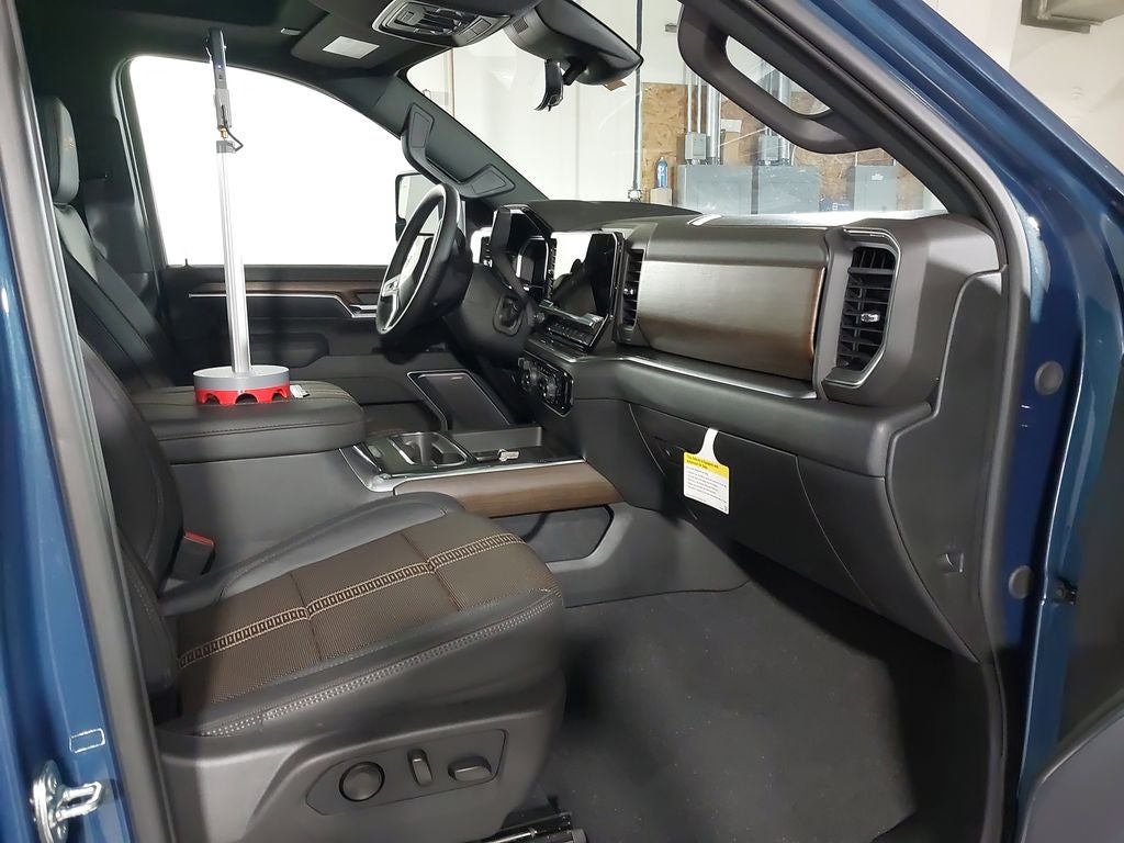 2026 Chevrolet Silverado 3500 HD High Country
