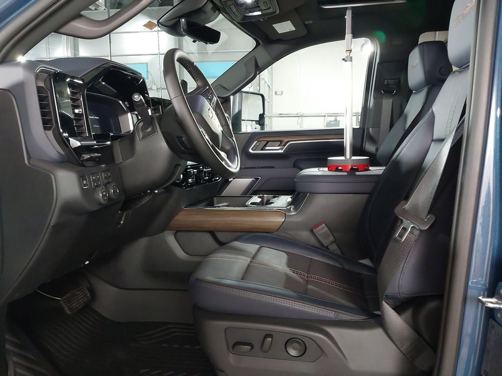 2026 Chevrolet Silverado 3500 HD High Country