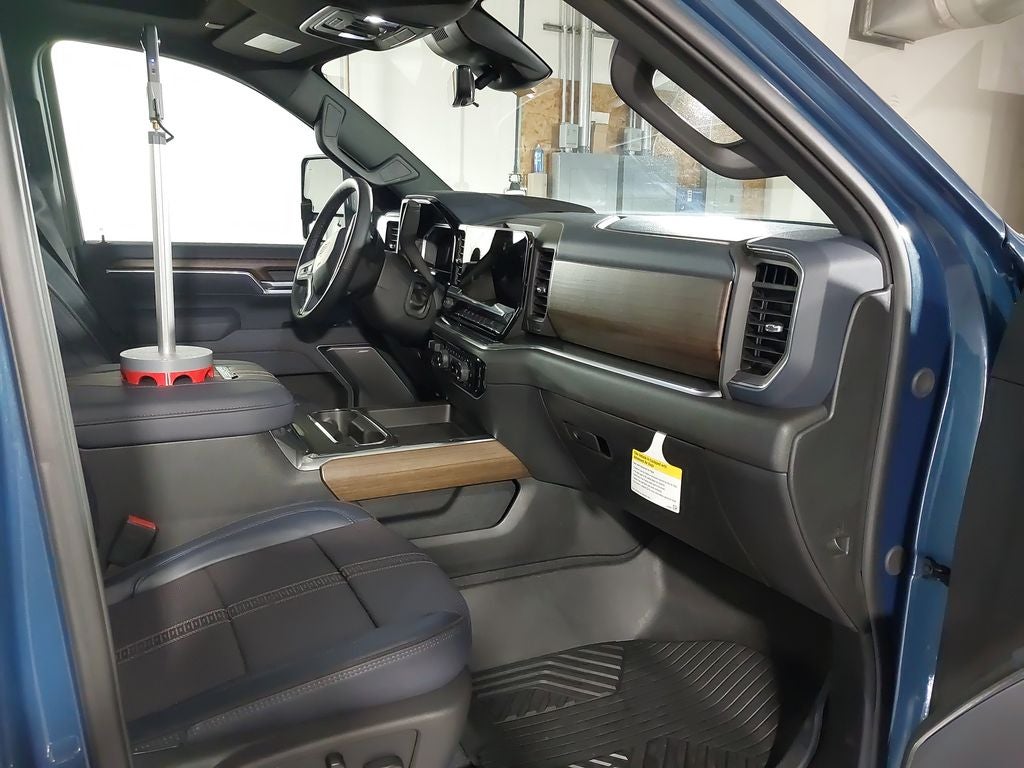 2026 Chevrolet Silverado 3500 HD High Country