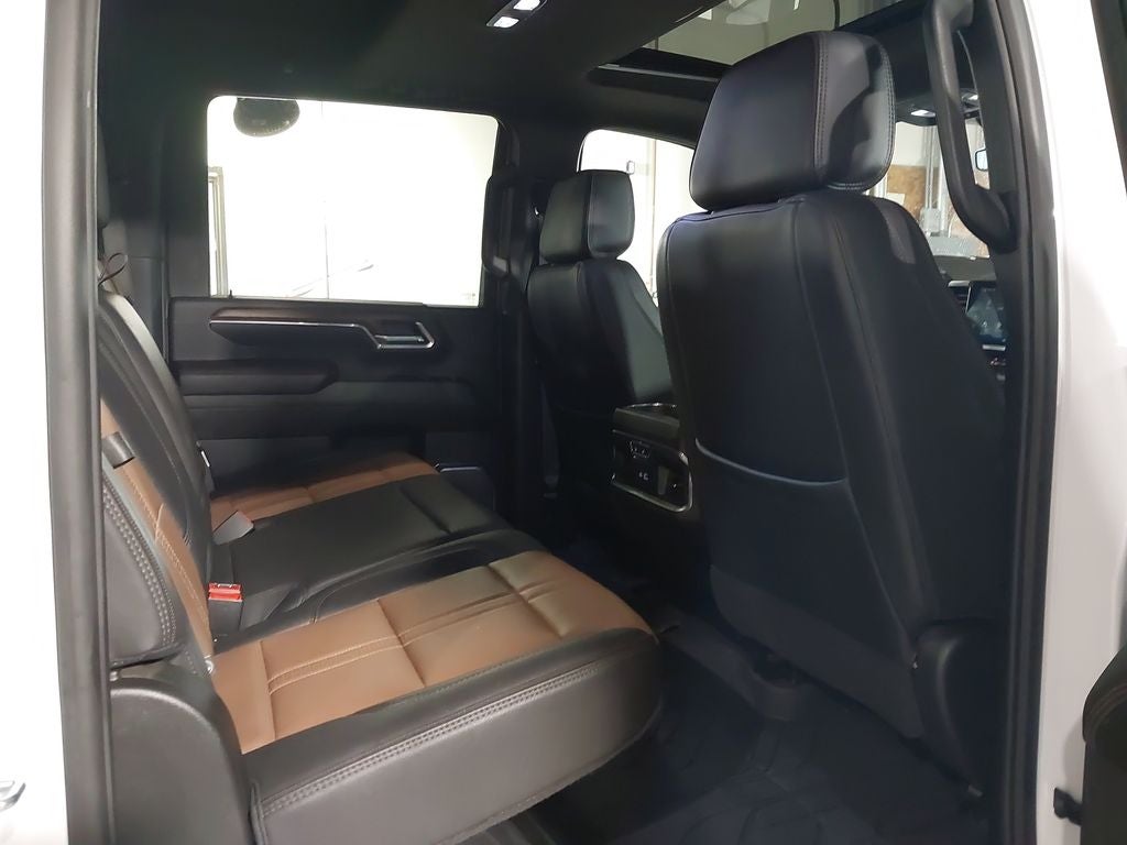 2024 Chevrolet Silverado 3500 HD High Country DRW