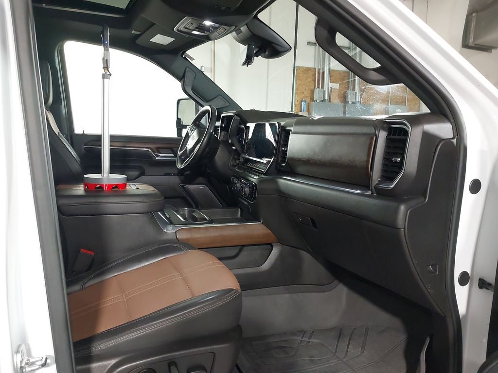 2024 Chevrolet Silverado 3500 HD High Country DRW