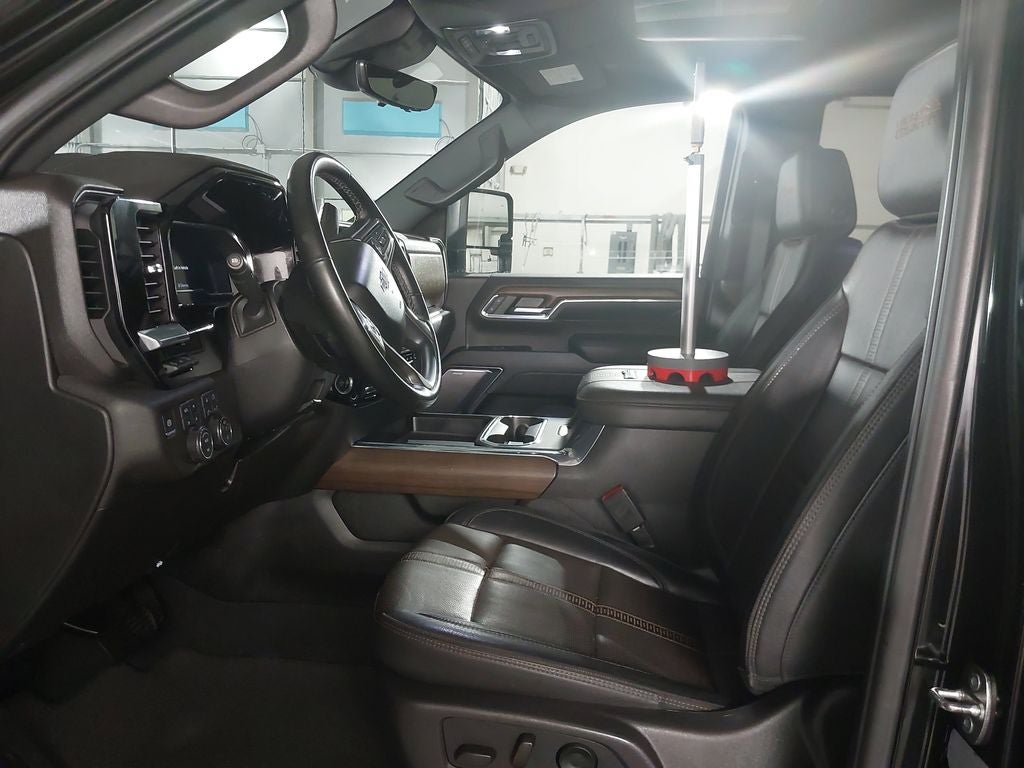 2024 Chevrolet Silverado 3500 HD High Country