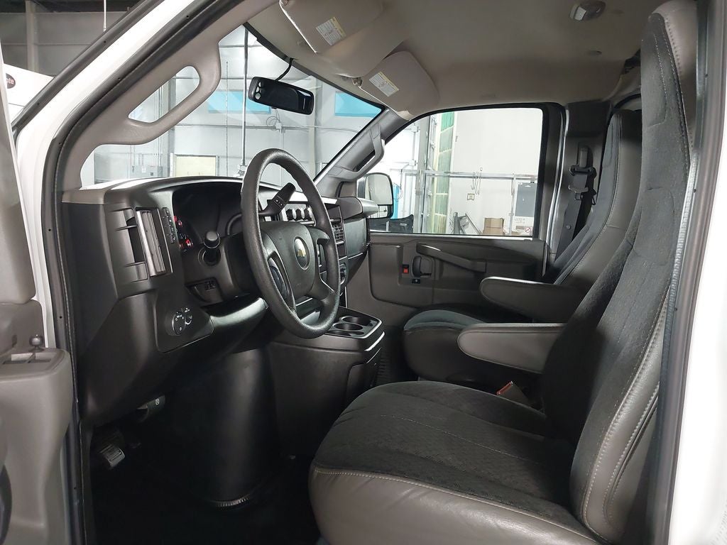 2024 Chevrolet Express Cargo 2500 WT