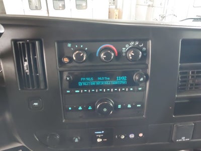 2024 Chevrolet Express Cargo 2500 WT