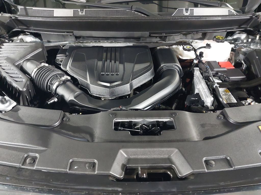 2025 GMC Acadia AT4