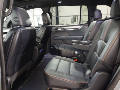 2025 GMC Acadia AT4