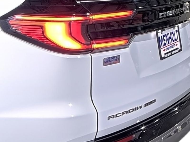 2024 GMC Acadia Denali