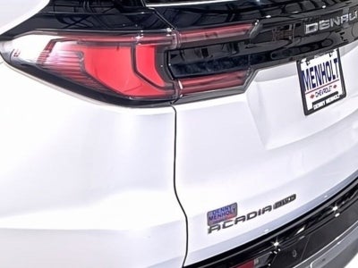 2024 GMC Acadia Denali