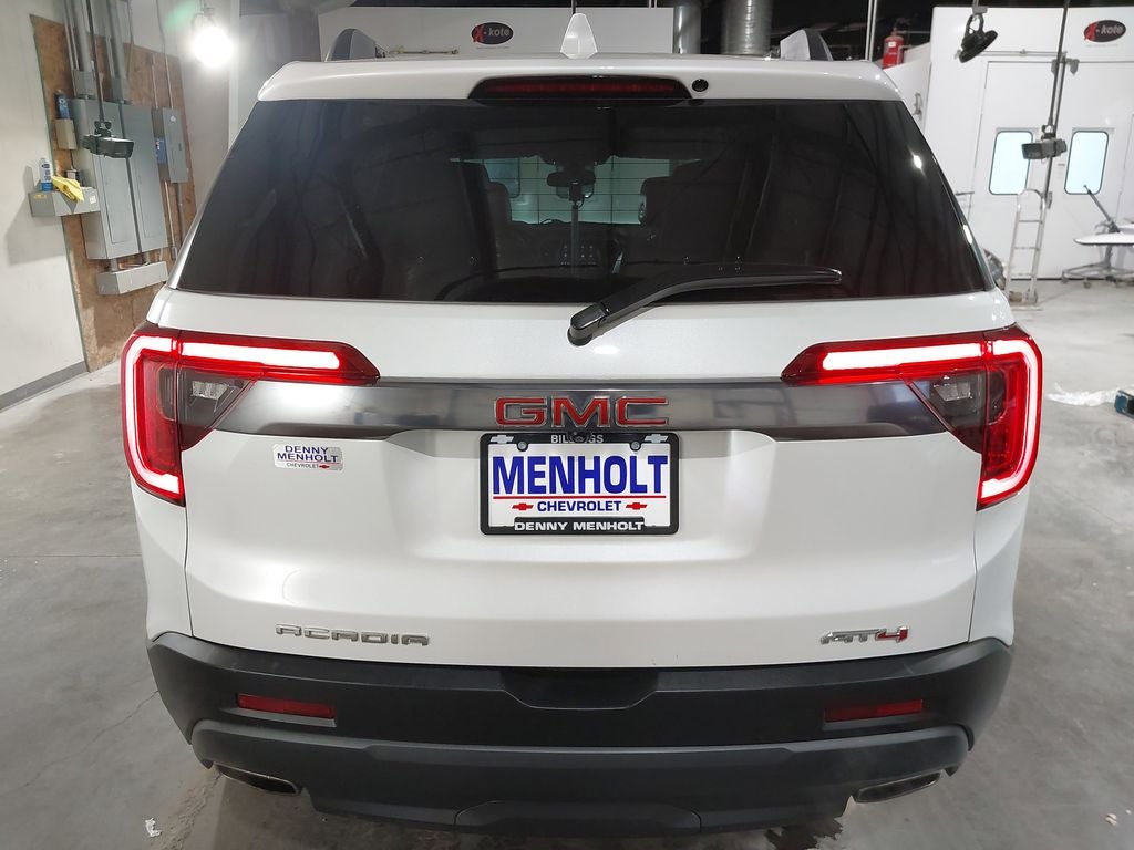2023 GMC Acadia AT4