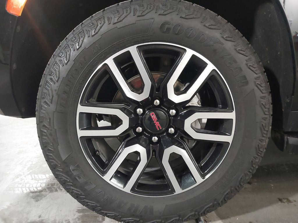2024 GMC Yukon AT4