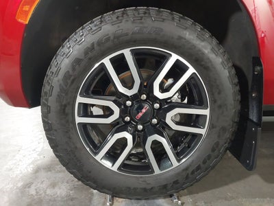 2022 GMC Yukon AT4