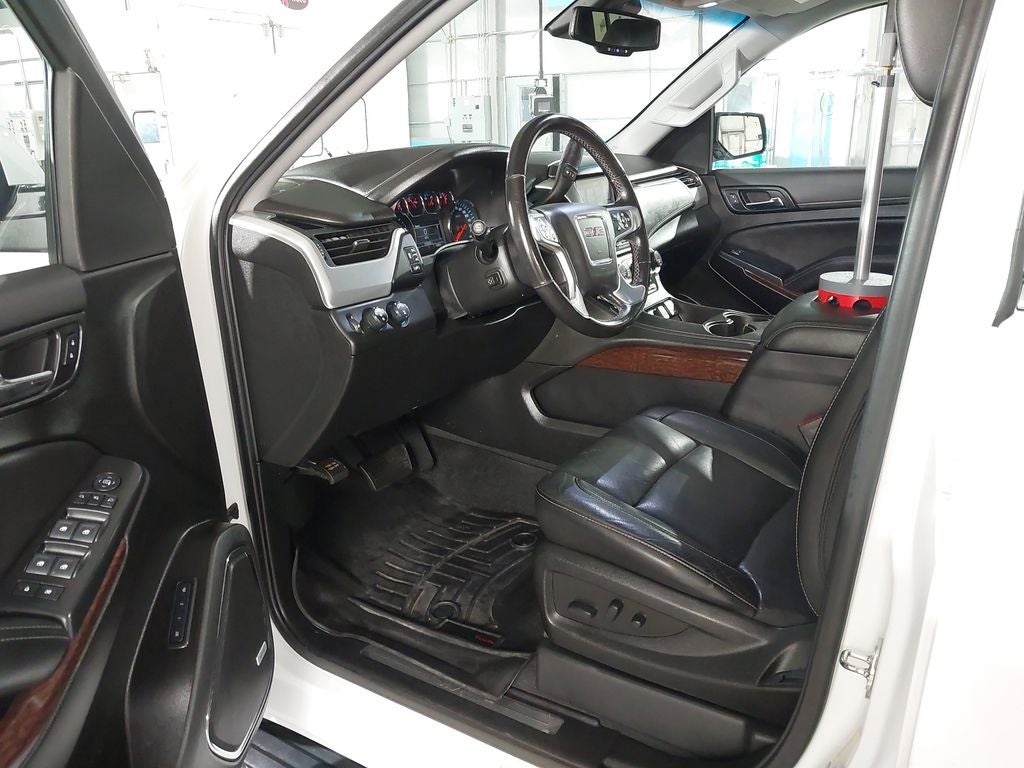 2020 GMC Yukon XL SLT