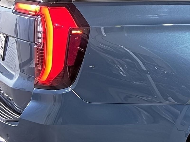 2025 GMC Yukon XL Elevation