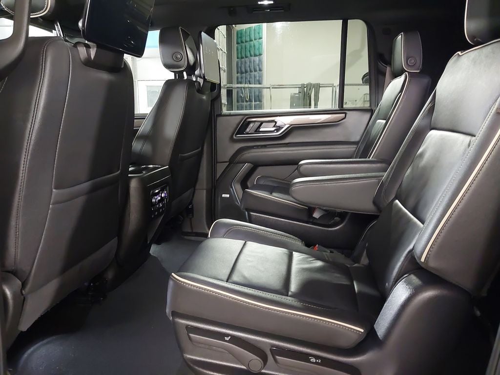 2025 GMC Yukon XL Elevation