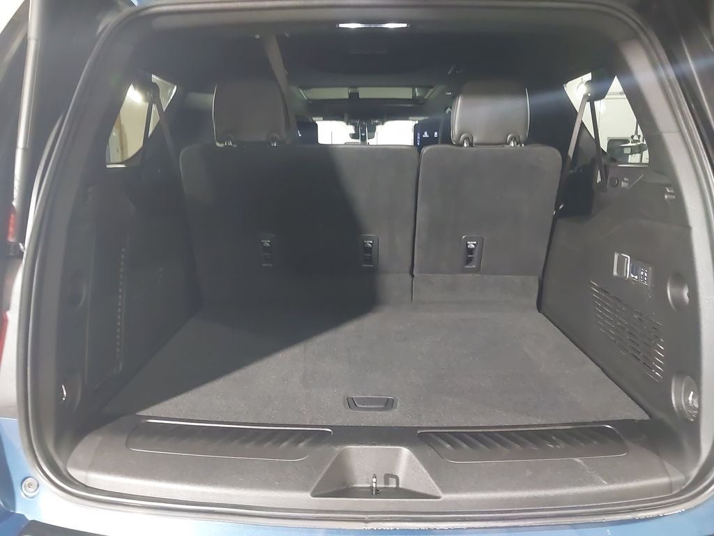 2025 GMC Yukon XL Elevation