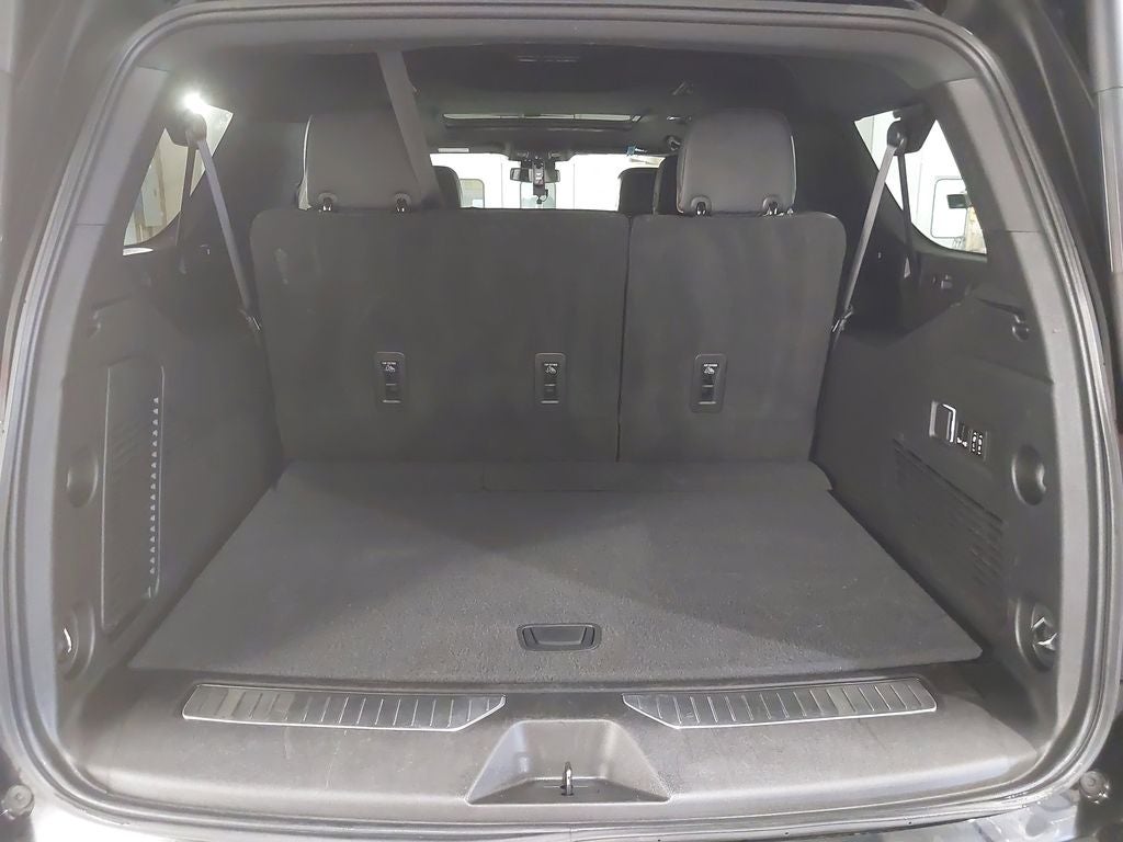 2023 GMC Yukon XL AT4