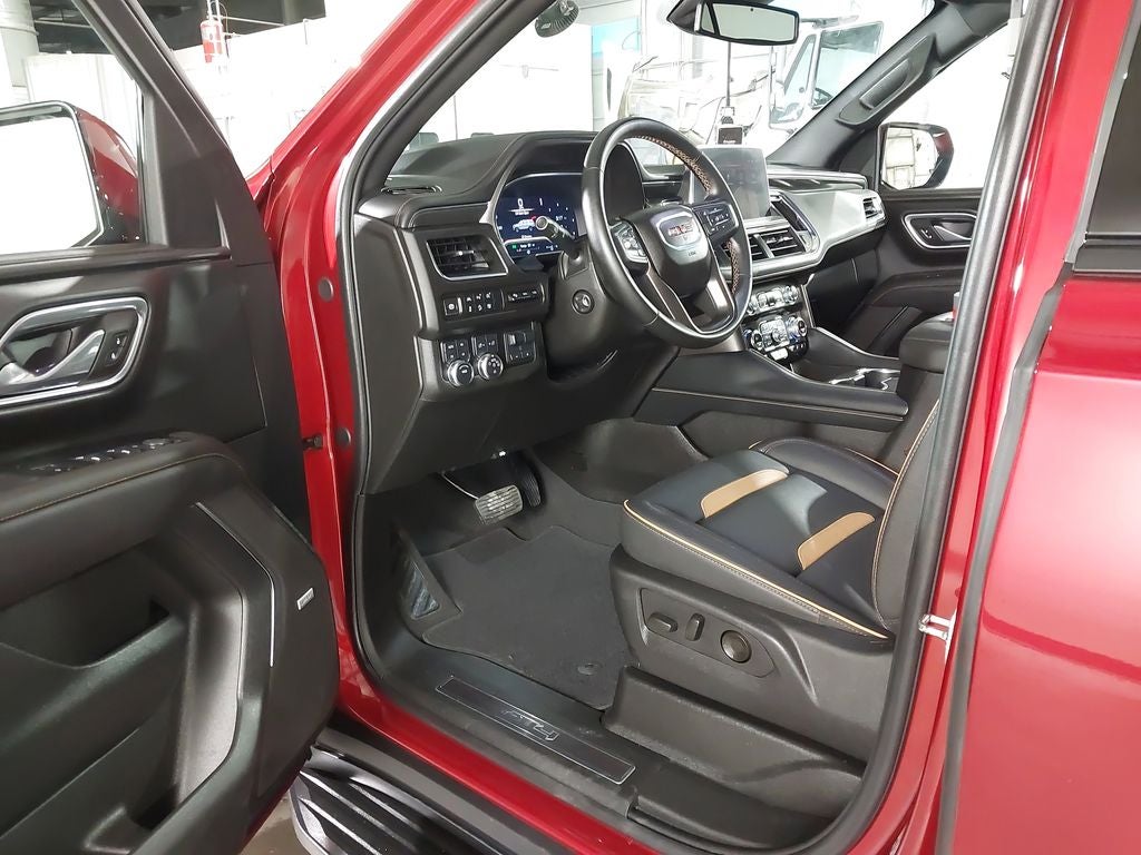 2024 GMC Yukon XL AT4