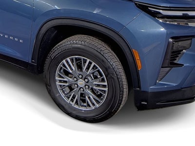 2024 Chevrolet Traverse LS