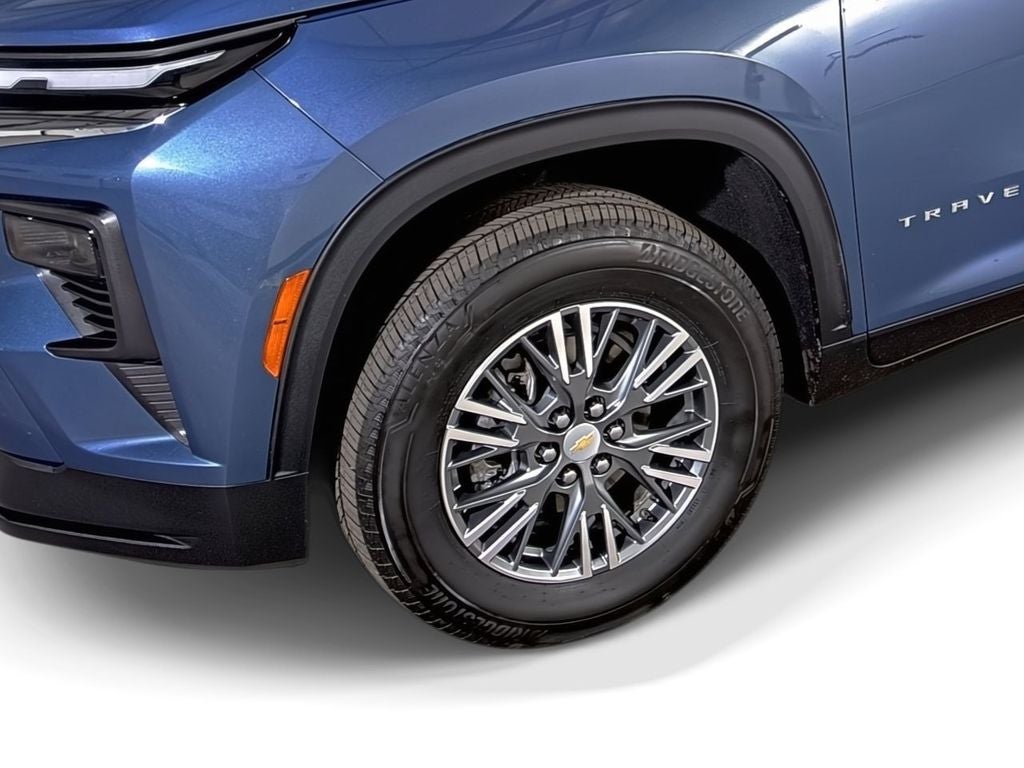 2024 Chevrolet Traverse LS