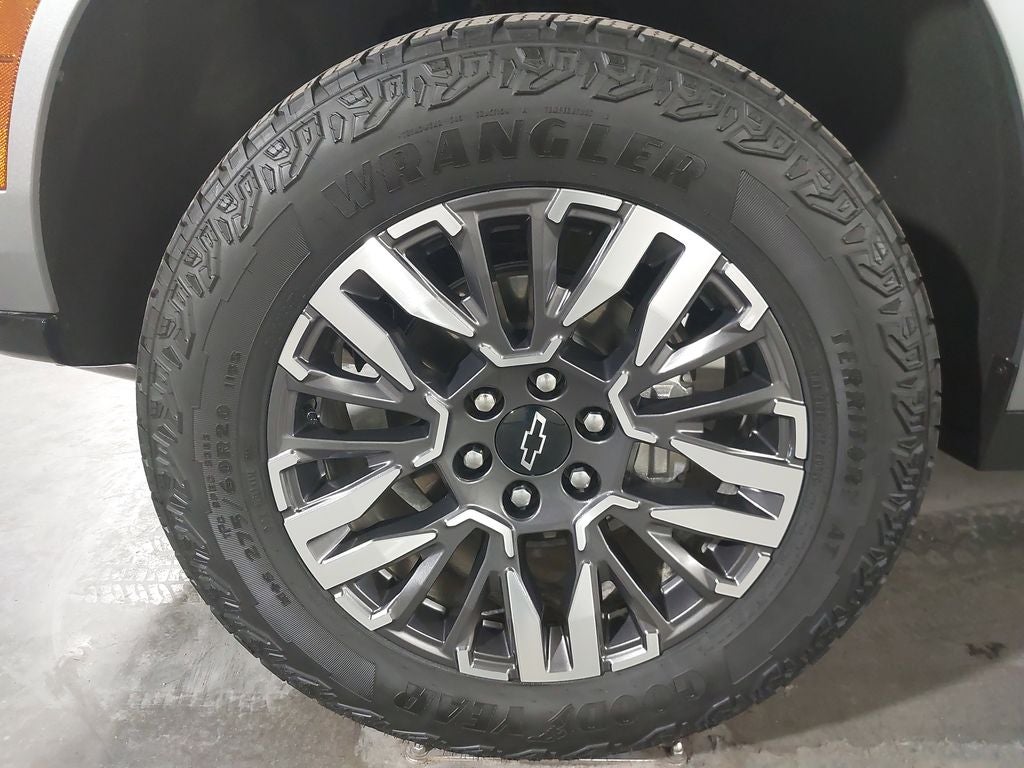 2025 Chevrolet Suburban Z71