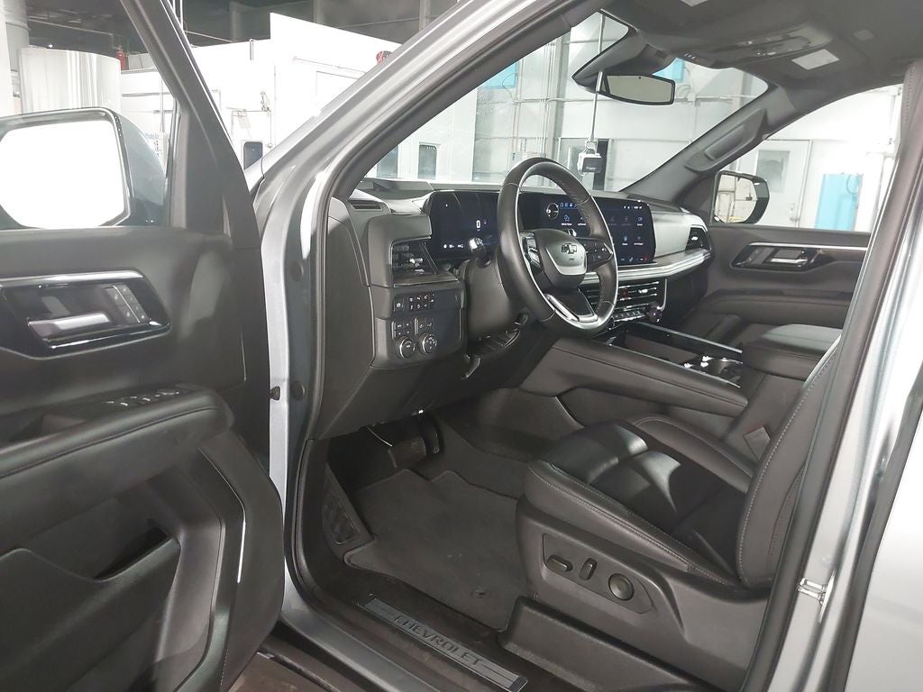 2025 Chevrolet Suburban Z71