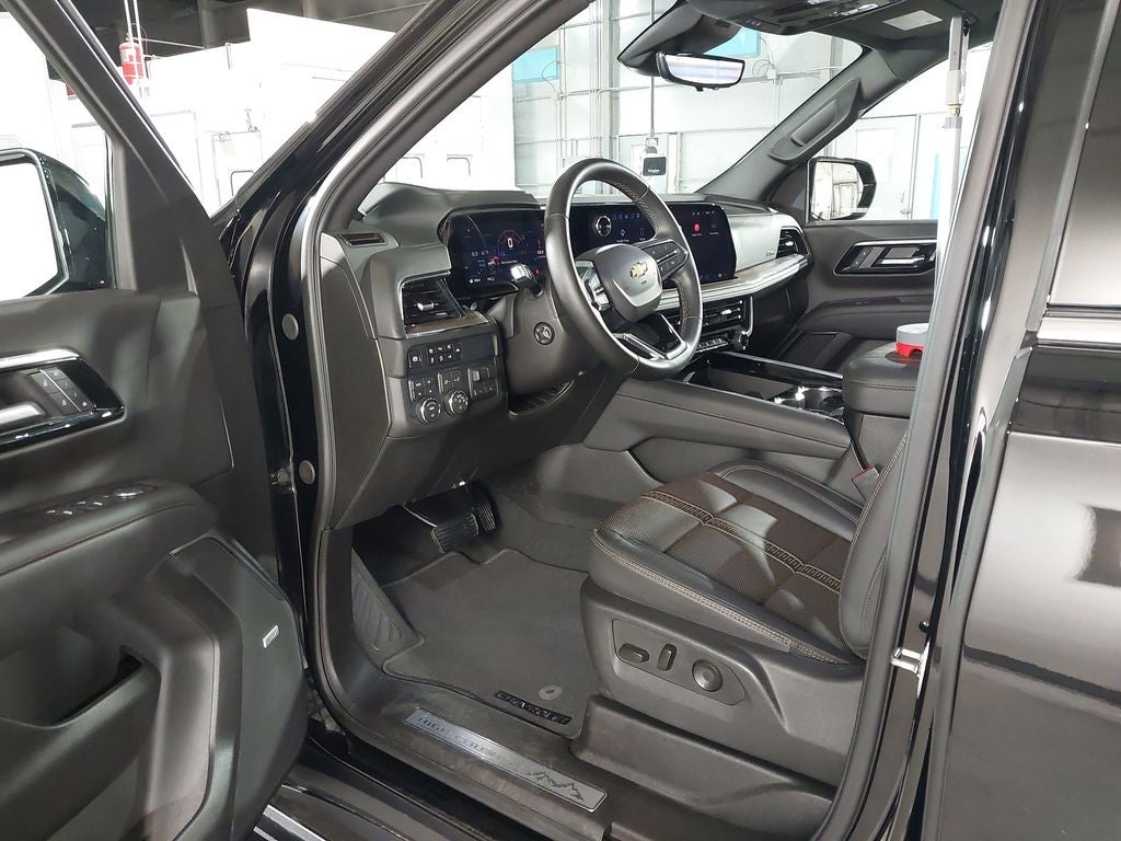 2025 Chevrolet Suburban High Country